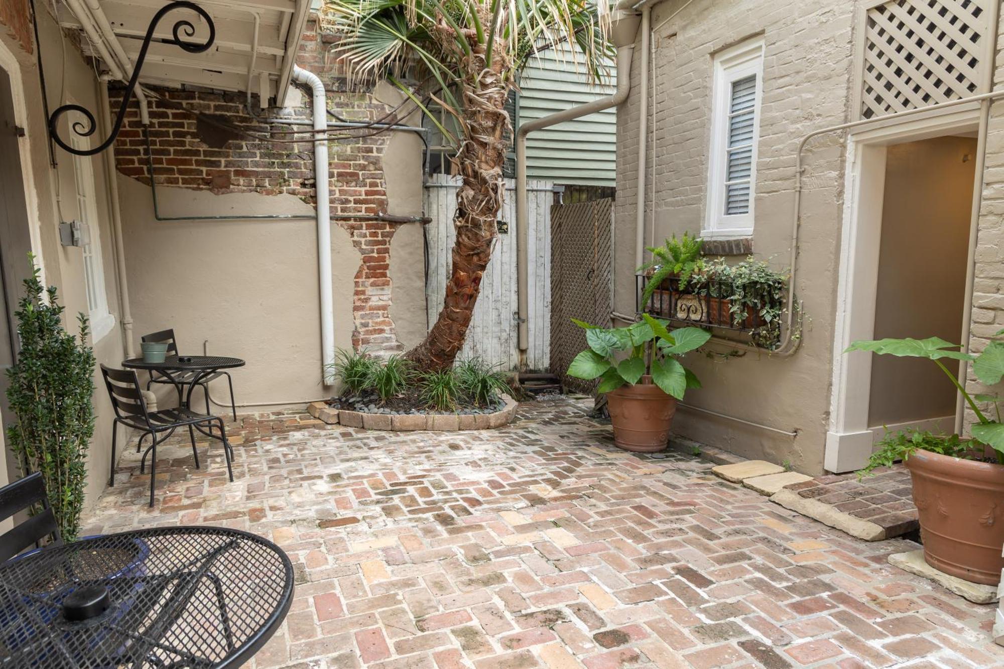 Inn On Ursulines, A French Quarter Guest Houses Property New Orleans Exterior photo